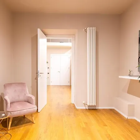 Bed & Breakfast Moncada & 3*