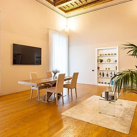 Bed & Breakfast Moncada & 3*