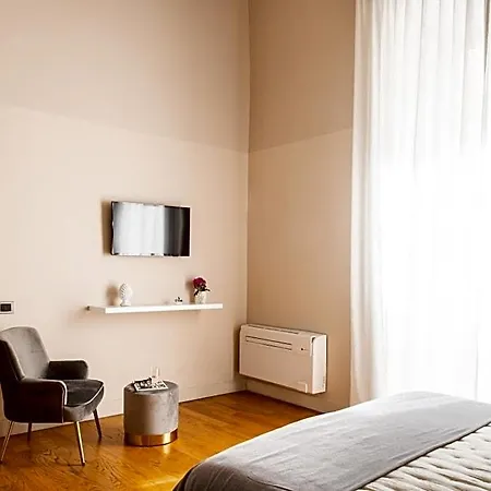 Moncada & Bed & Breakfast 3*